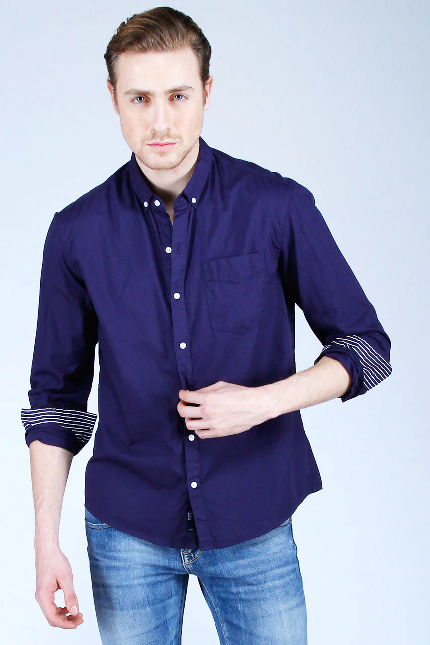 Kemeja Lengan Panjang Caster Navy