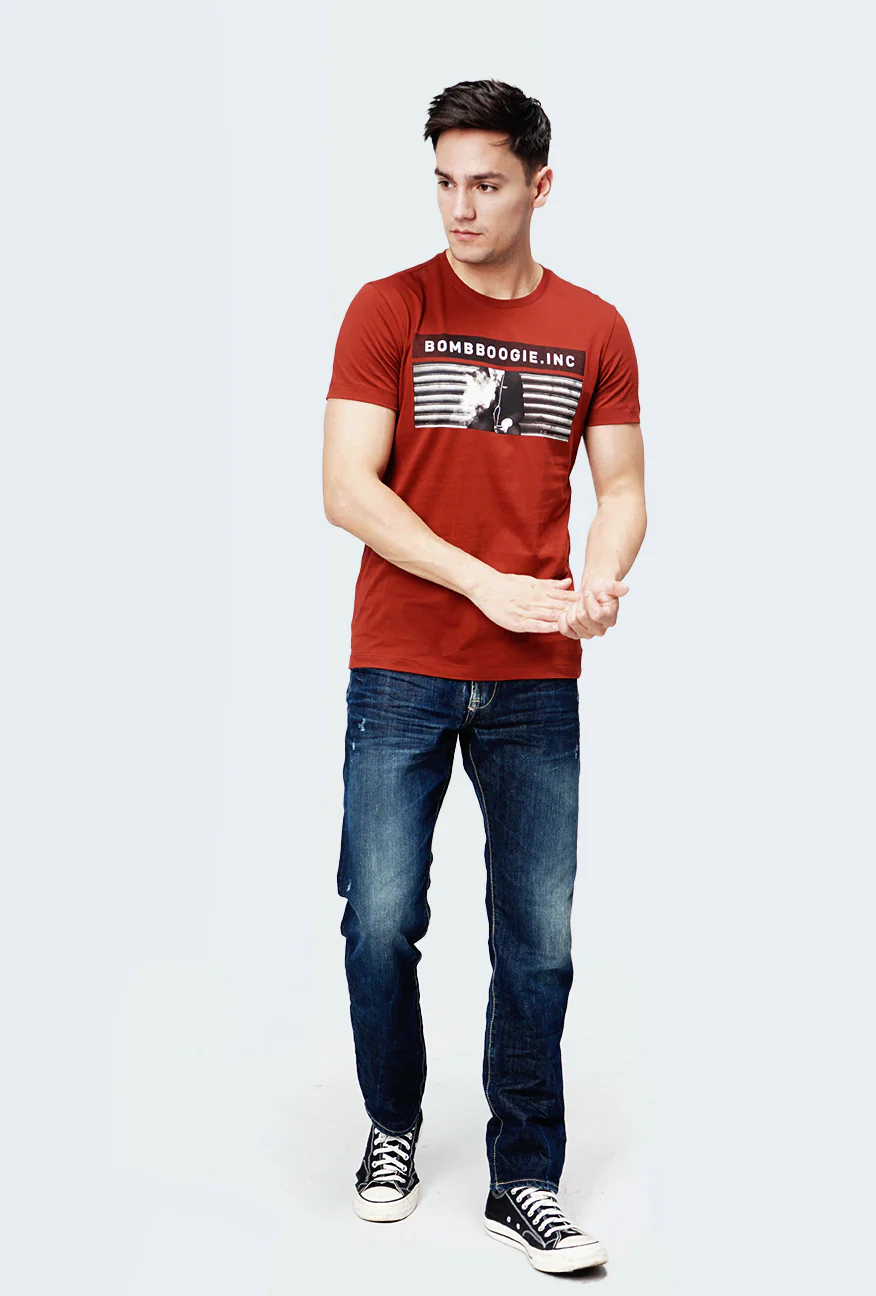 T-Shirt Lengan Pendek Darrel Dark Orange - Image 5