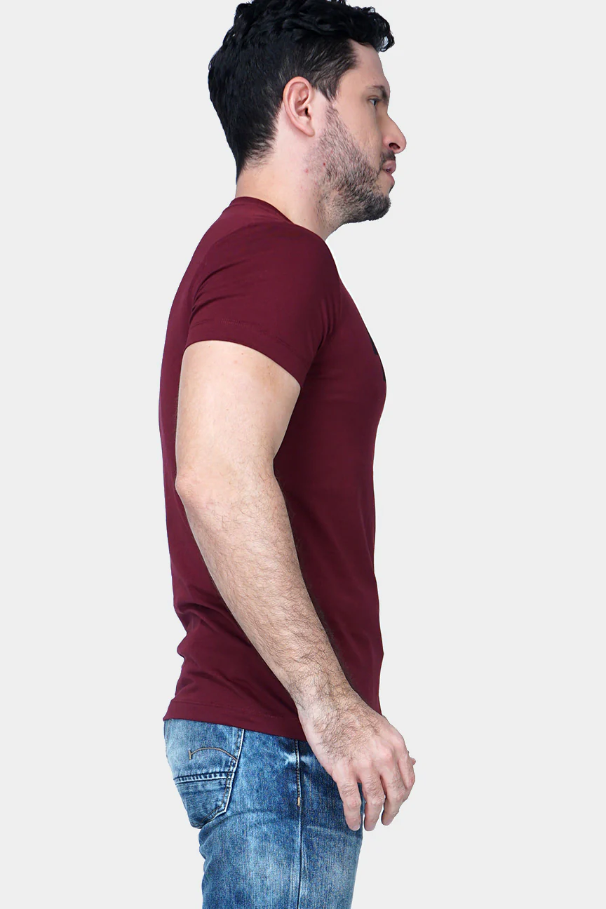 T-Shirt Lengan Pendek Dazlyn Maroon - Image 3