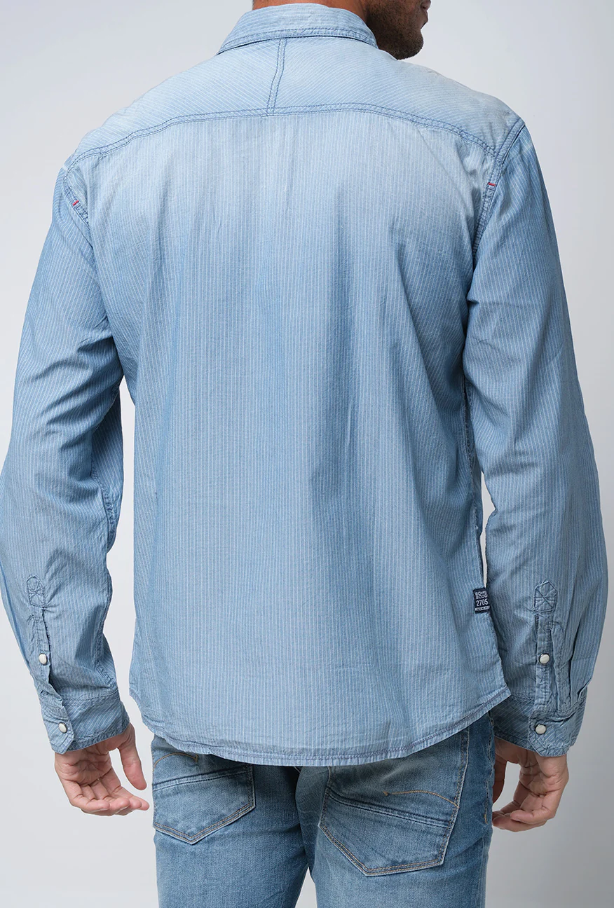 Kemeja Lengan Panjang Eraser Chambray Medium Light Blue - Image 4
