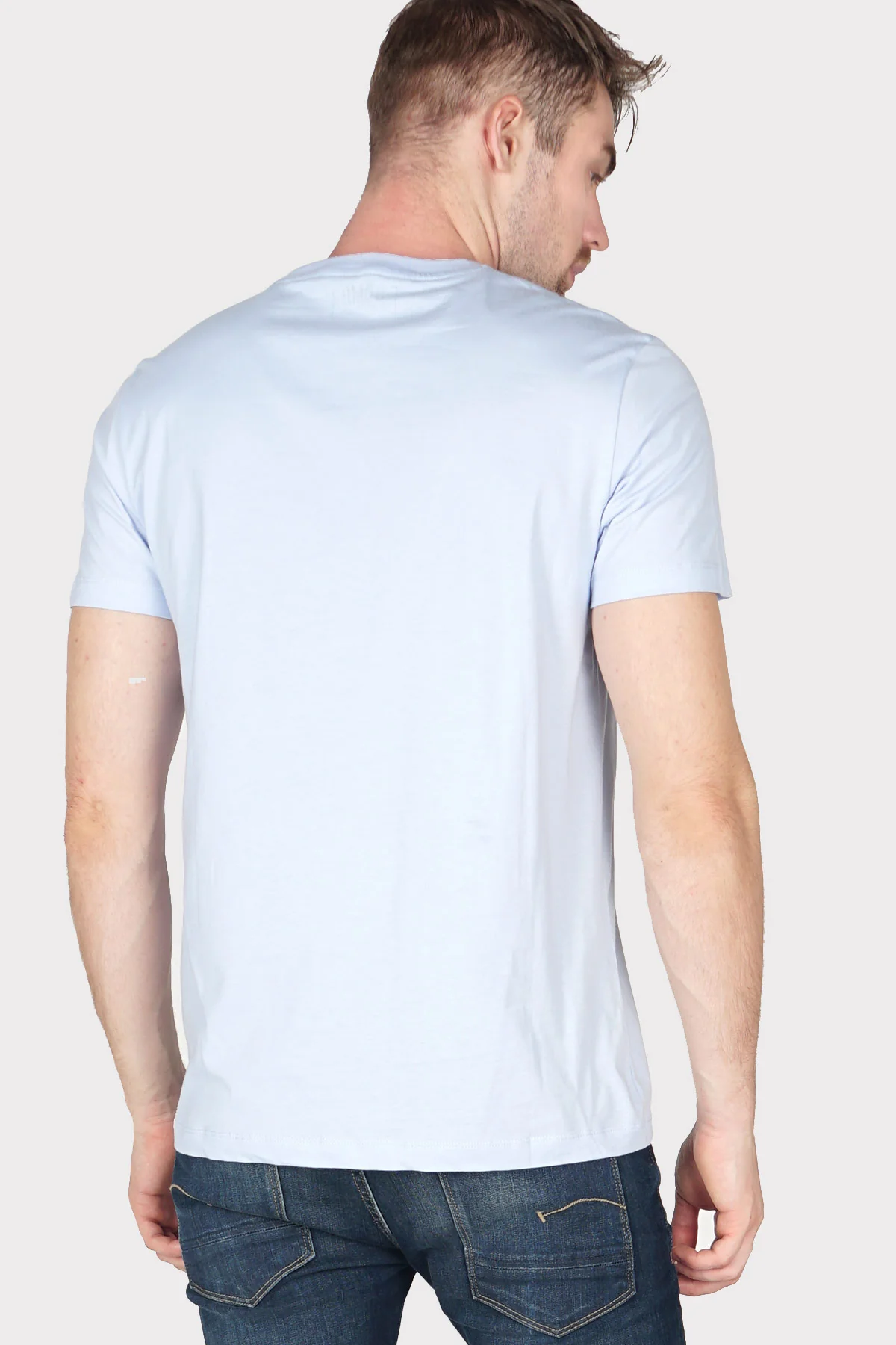 T-Shirt Lengan Pendek Fontana Light Blue Slimfit - Image 4