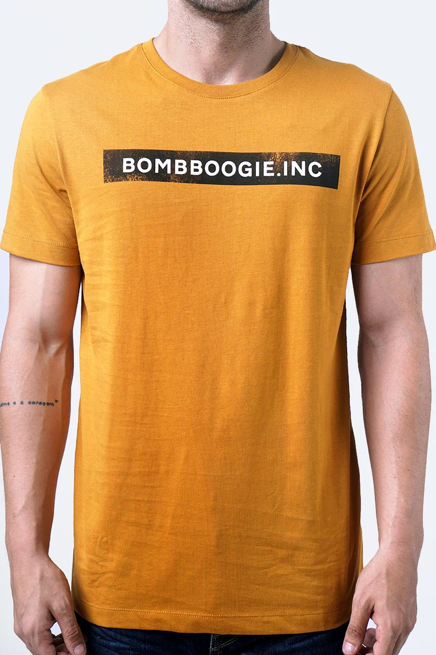 T-Shirt Lengan Pendek Freebie Dark Mustard - Image 2