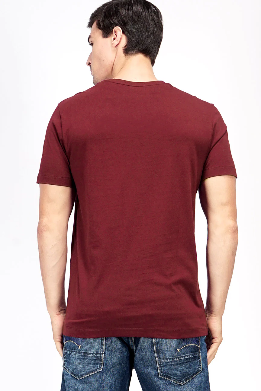 T-Shirt Lengan Pendek Hoefler Maroon - Image 4