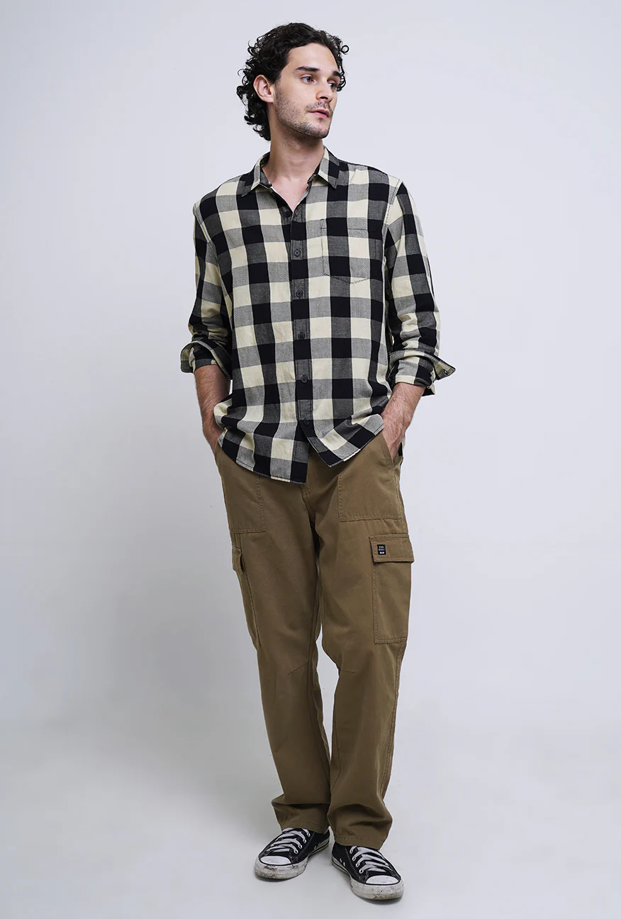 Kemeja Lengan Panjang Norden Black Cream - Image 3