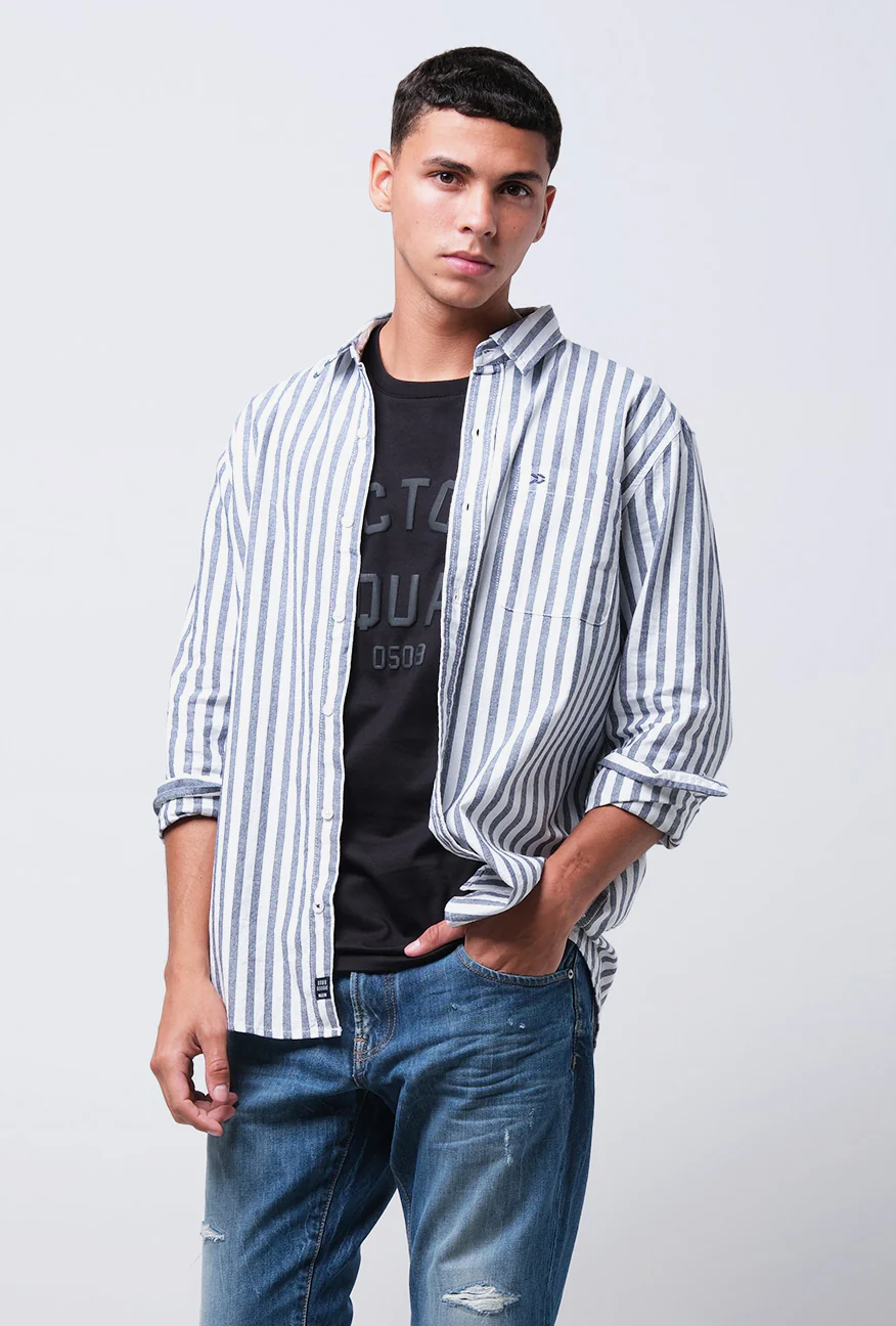 Kemeja Lengan Panjang Regular Helinski White Navy