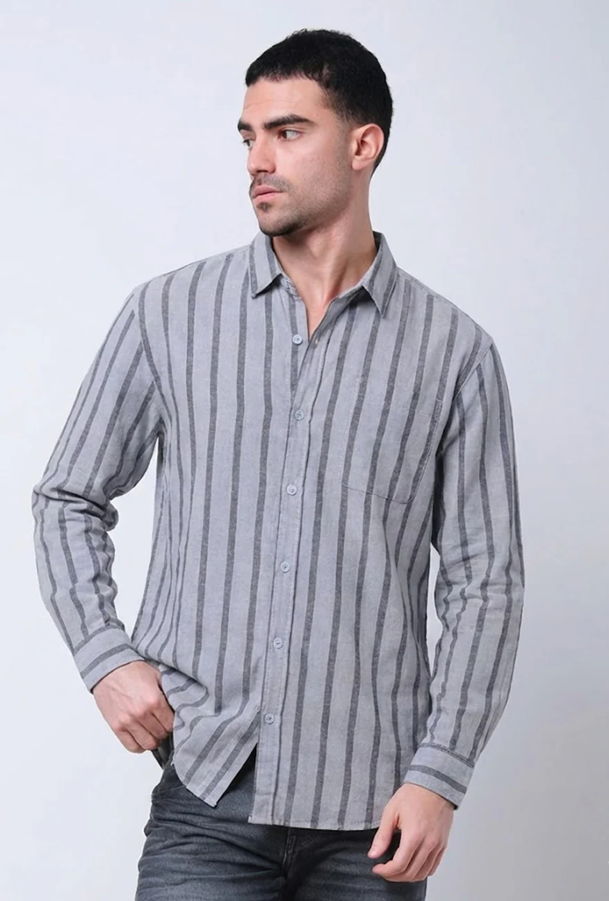 Kemeja Lengan Panjang Regular Slinky Grey Light Grey