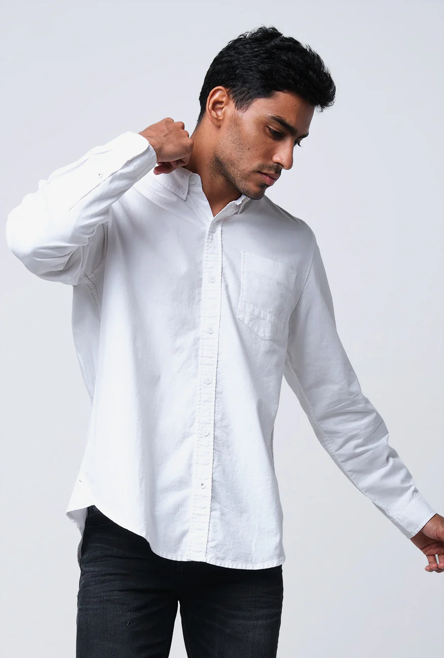 Kemeja Lengan Panjang Regular Stinger White