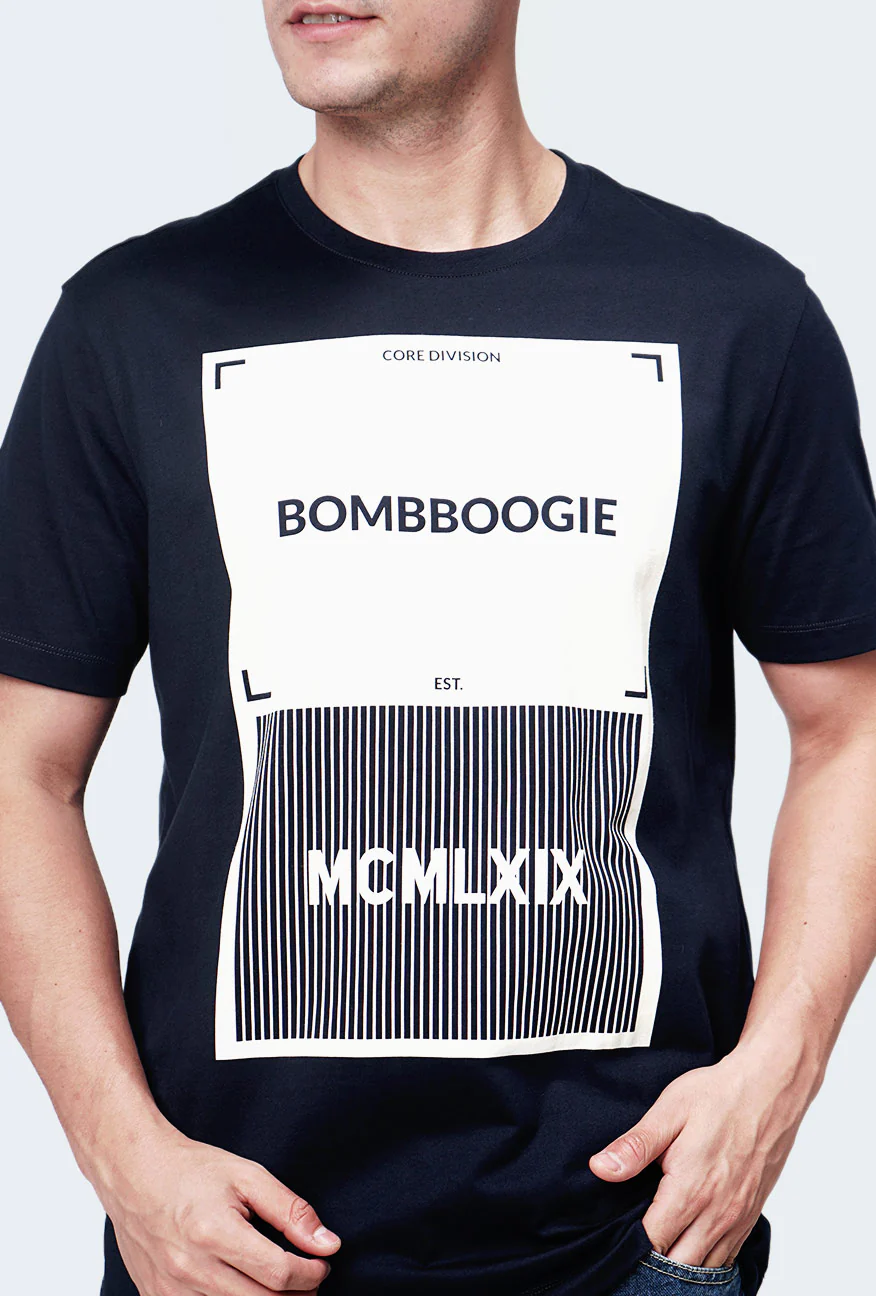 T-Shirt Lengan Pendek Machera Dark Navy - Image 4