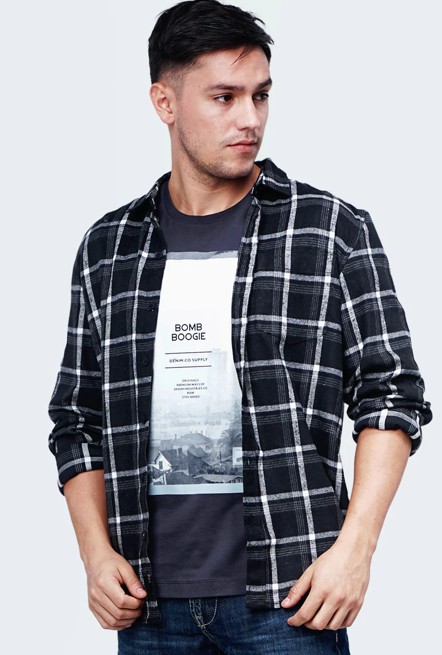 Kemeja Flanel Moses Black Grey - Image 3