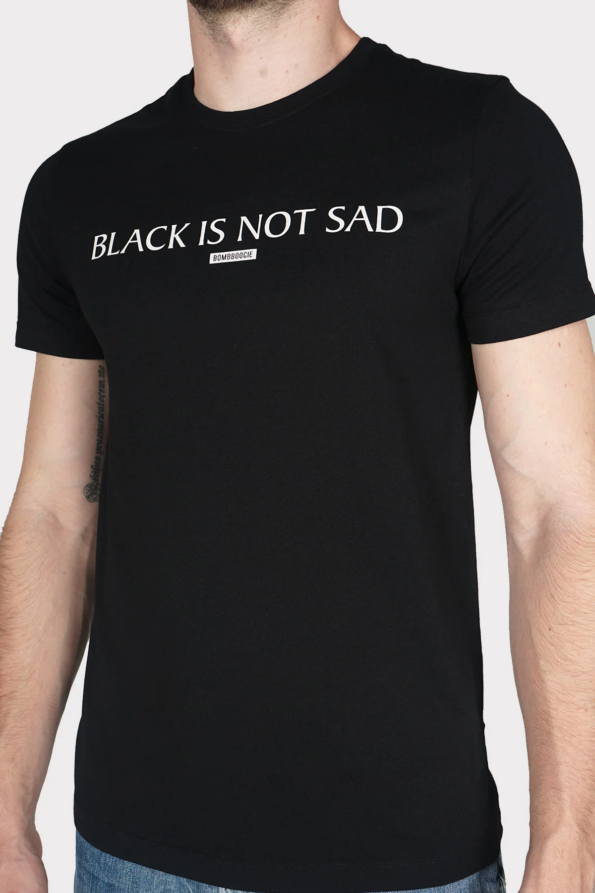 T-Shirt Lengan Pendek Nashville Black - Image 3