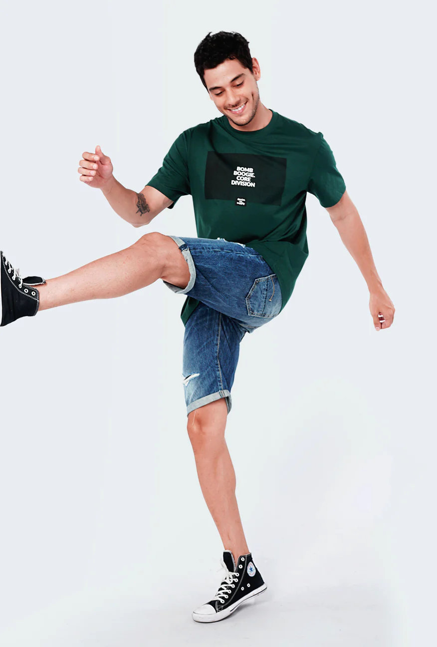 T-Shirt Lengan Pendek Regular Higgs Dark Green - Image 5