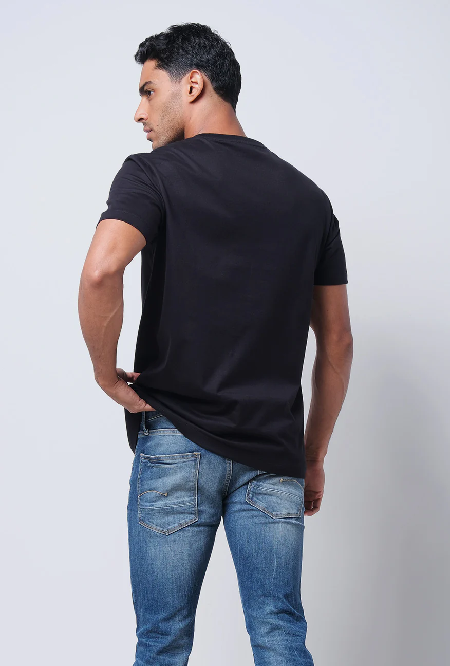 T-Shirt Lengan Pendek Jordyn Slimfit  Black - Image 4