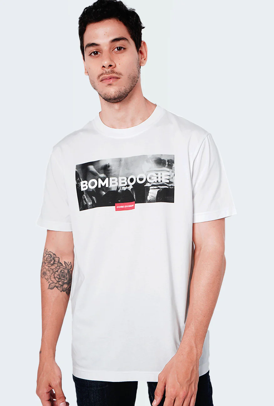 T-Shirt Lengan Pendek Lux Offwhite Regular - Image 4
