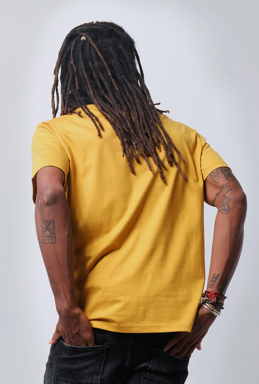 T-Shirt Lengan Pendek Regular Allix Mustard - Image 4