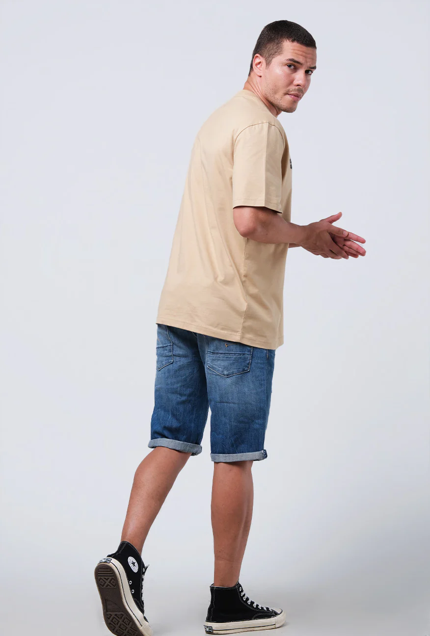 T-Shirt Lengan Pendek Regular Correy Light Khaki 2.0 - Image 4