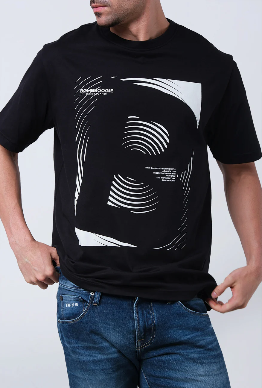 T-Shirt Lengan Pendek Regular Cortiz Black 2.0 - Image 3