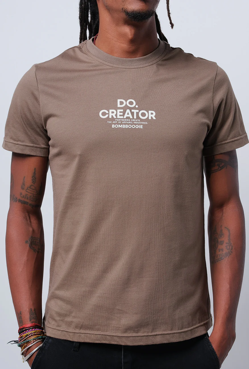 T-Shirt Lengan Pendek Regular Everyl Brown - Image 3