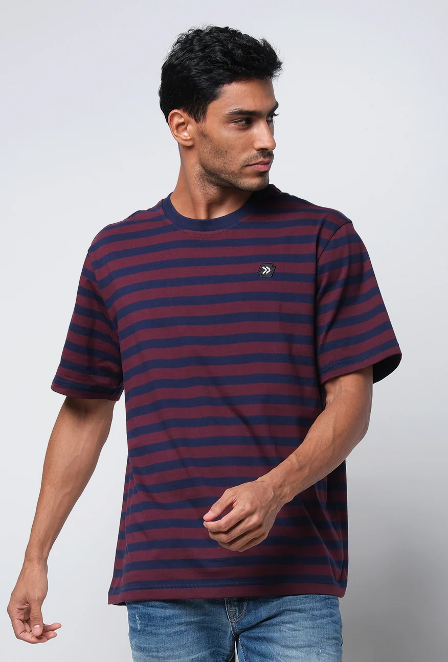 T-Shirt Lengan Pendek Regular Graffy Navy Maroon