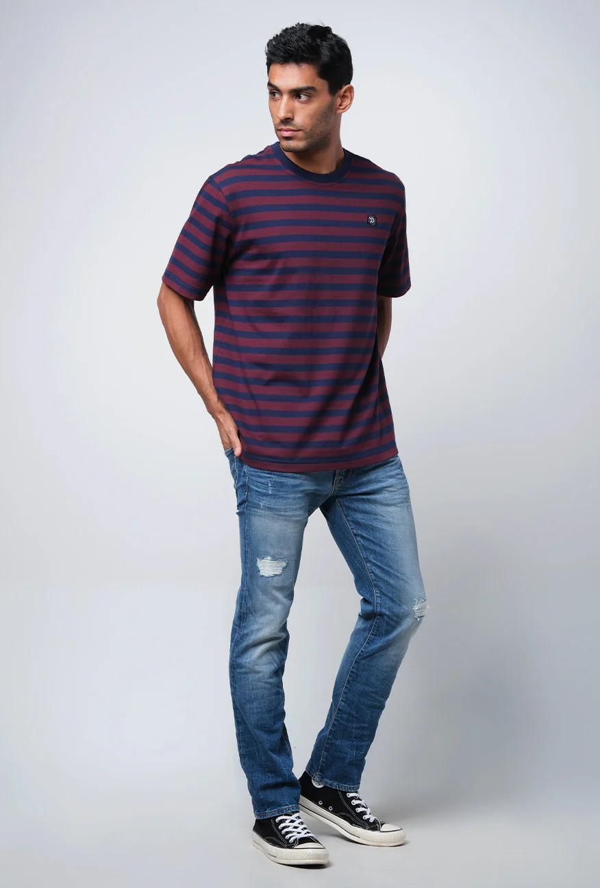 T-Shirt Lengan Pendek Regular Graffy Navy Maroon - Image 2
