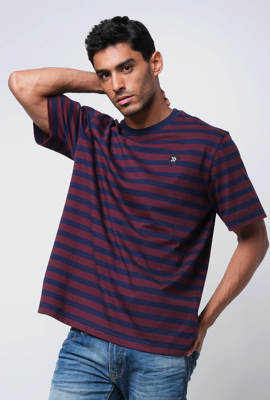 T-Shirt Lengan Pendek Regular Graffy Navy Maroon - Image 3