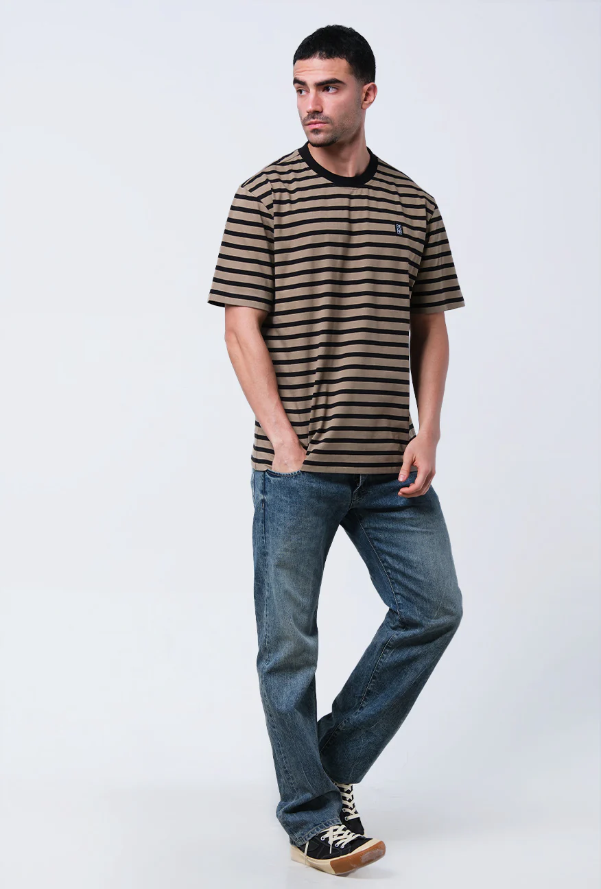 T-Shirt Lengan Pendek Regular Hinton Cream Black - Image 2