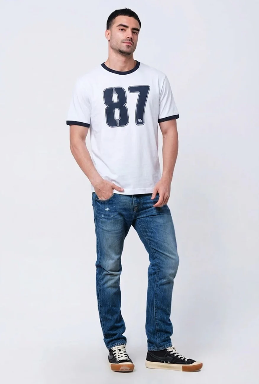 T-Shirt Lengan Pendek Regular Kritzy White 2.0 - Image 4