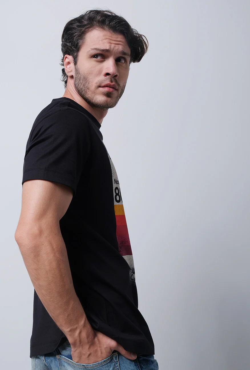 T-Shirt Lengan Pendek Regular Lauter Black - Image 3
