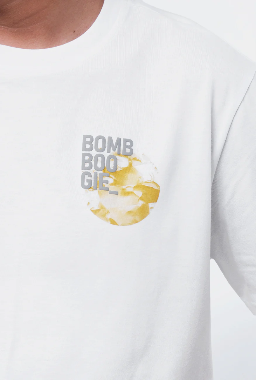 T-Shirt Lengan Pendek Regular Levion Offwhite - Image 5