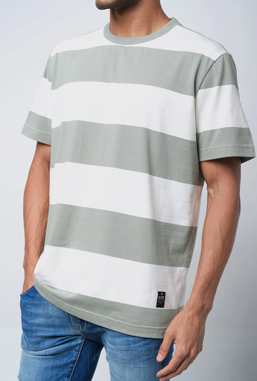T-Shirt Lengan Pendek Regular Lizzi Stripe Olive White - Image 4