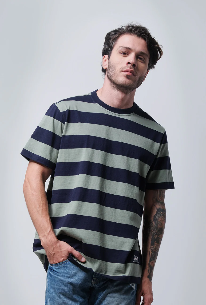 T-shirt Lengan Pendek Regular Luxyline Olive Navy