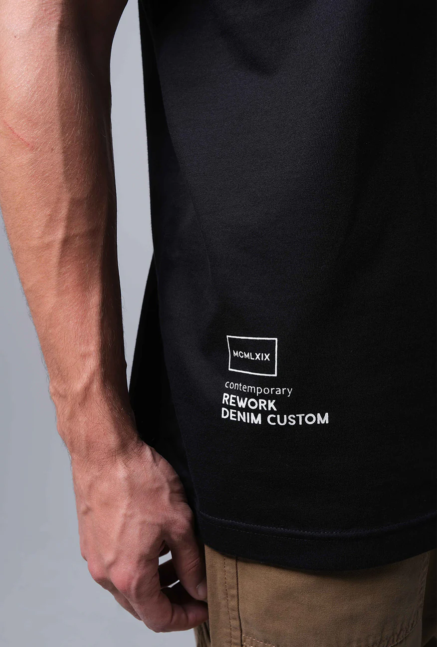 T-Shirt Lengan Pendek Regular Mittle Black - Image 2