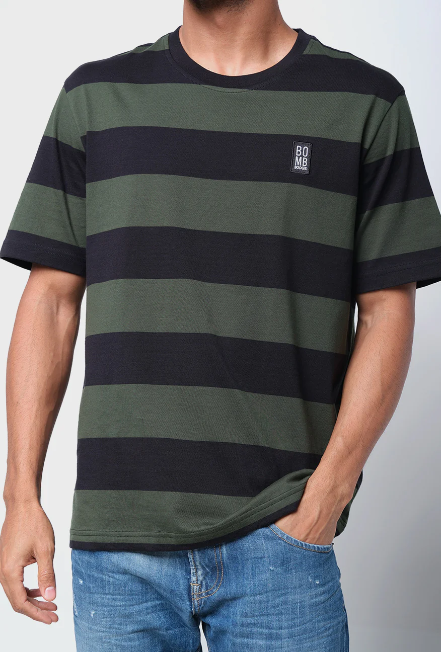 T-Shirt Lengan Pendek Regular Mossy Black Green - Image 4