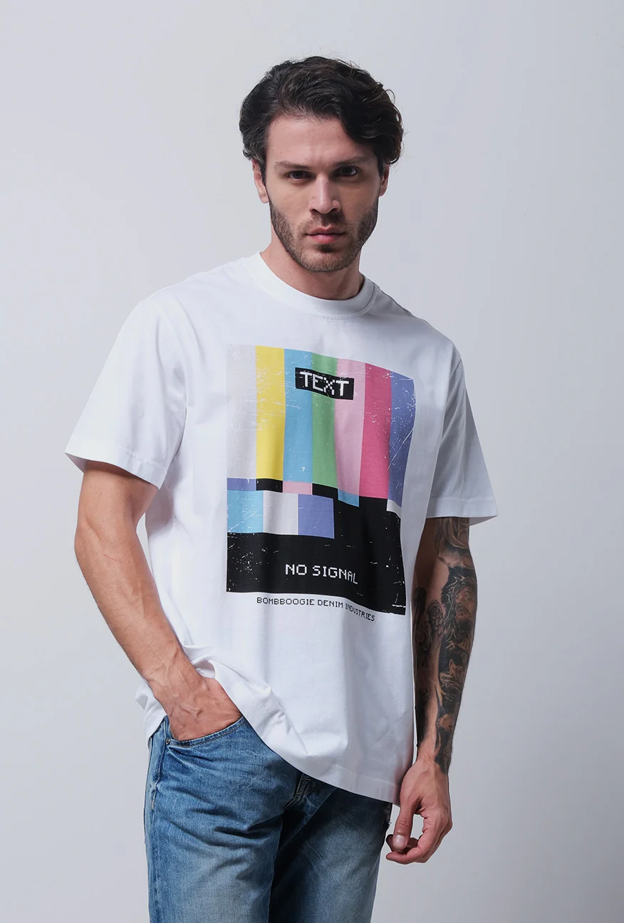 T-Shirt Lengan Pendek Regular Revolv Offwhite