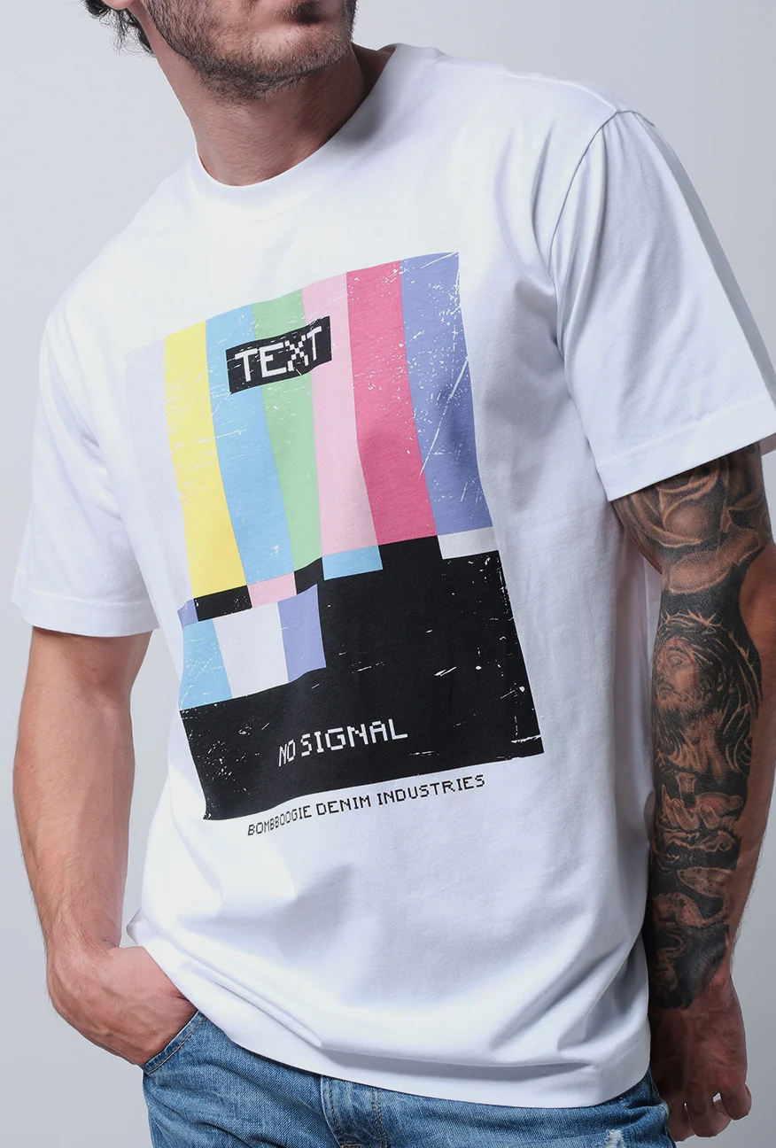 T-Shirt Lengan Pendek Regular Revolv Offwhite - Image 3