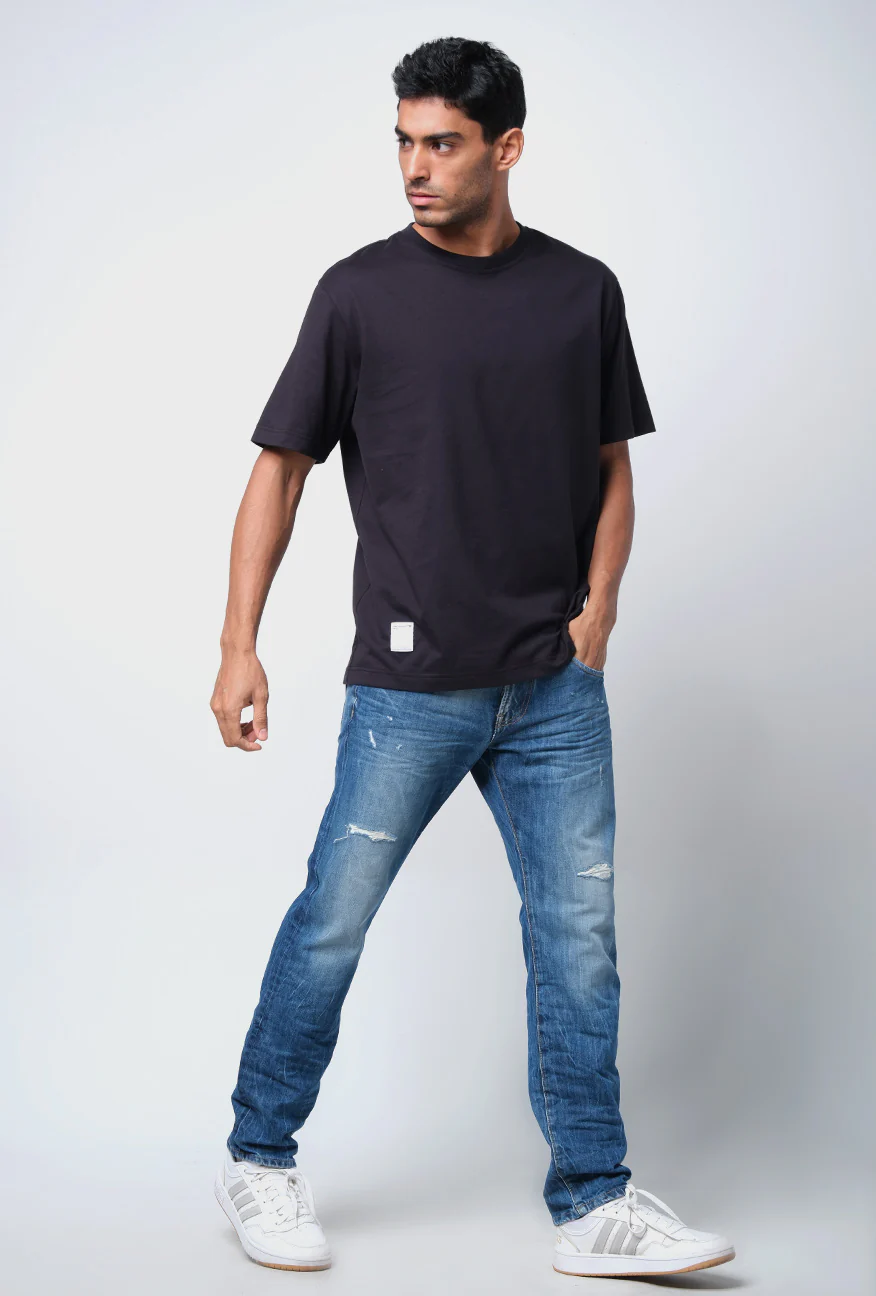 T-Shirt Lengan Pendek Regular Texto Black - Image 2