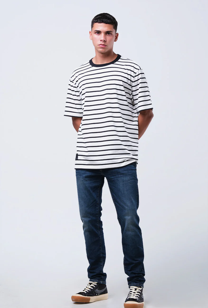 T-Shirt Lengan Pendek Regular Vogel Black Offwhite 2.0 - Image 5