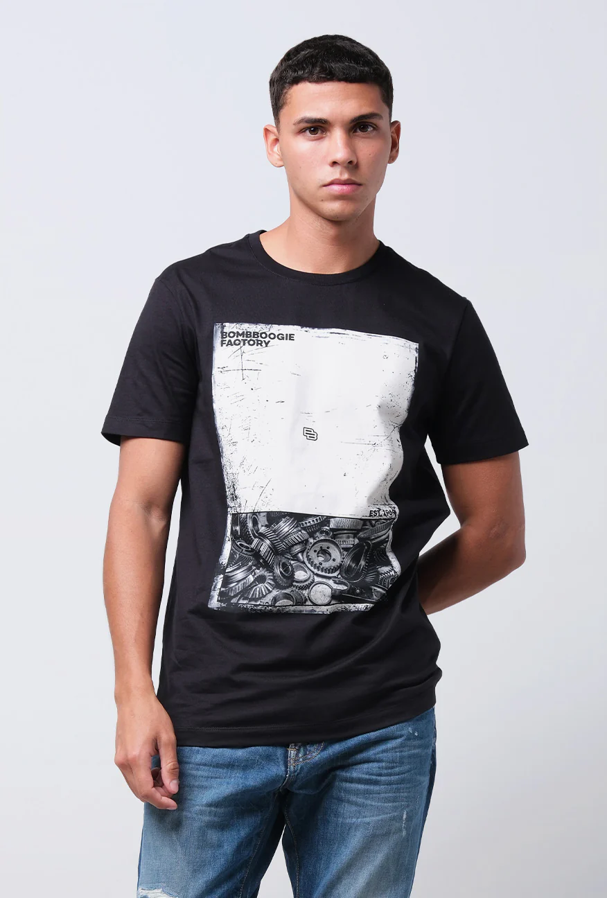 T-Shirt Lengan Pendek Slimfit Lerby black - Image 2