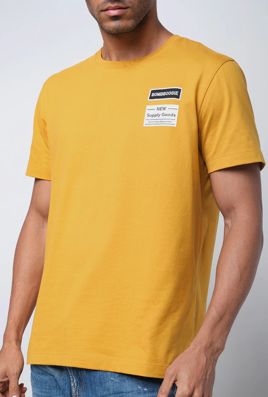 T-Shirt Lengan Pendek Slimfit Rochas Mustard - Image 4