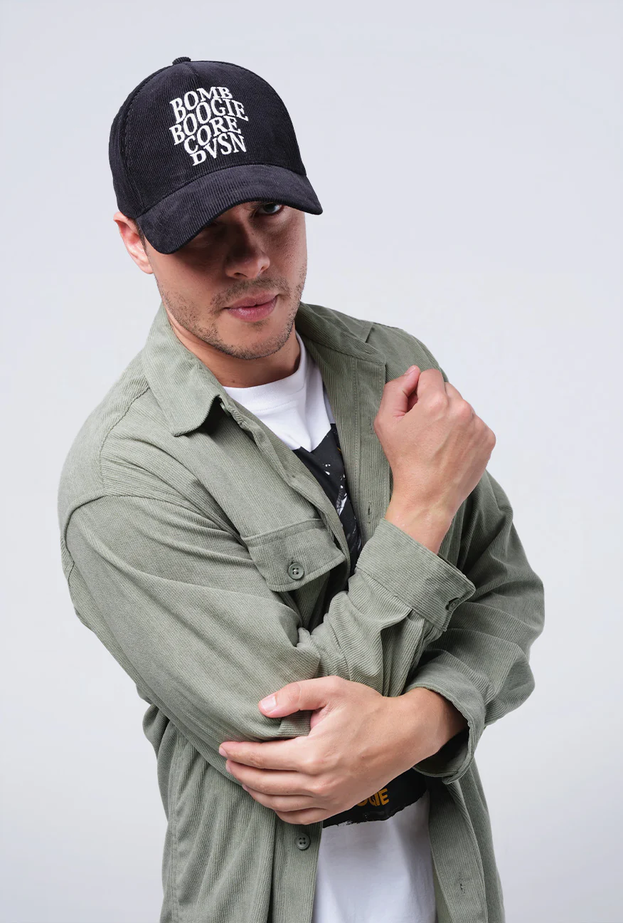 Topi Makova Black