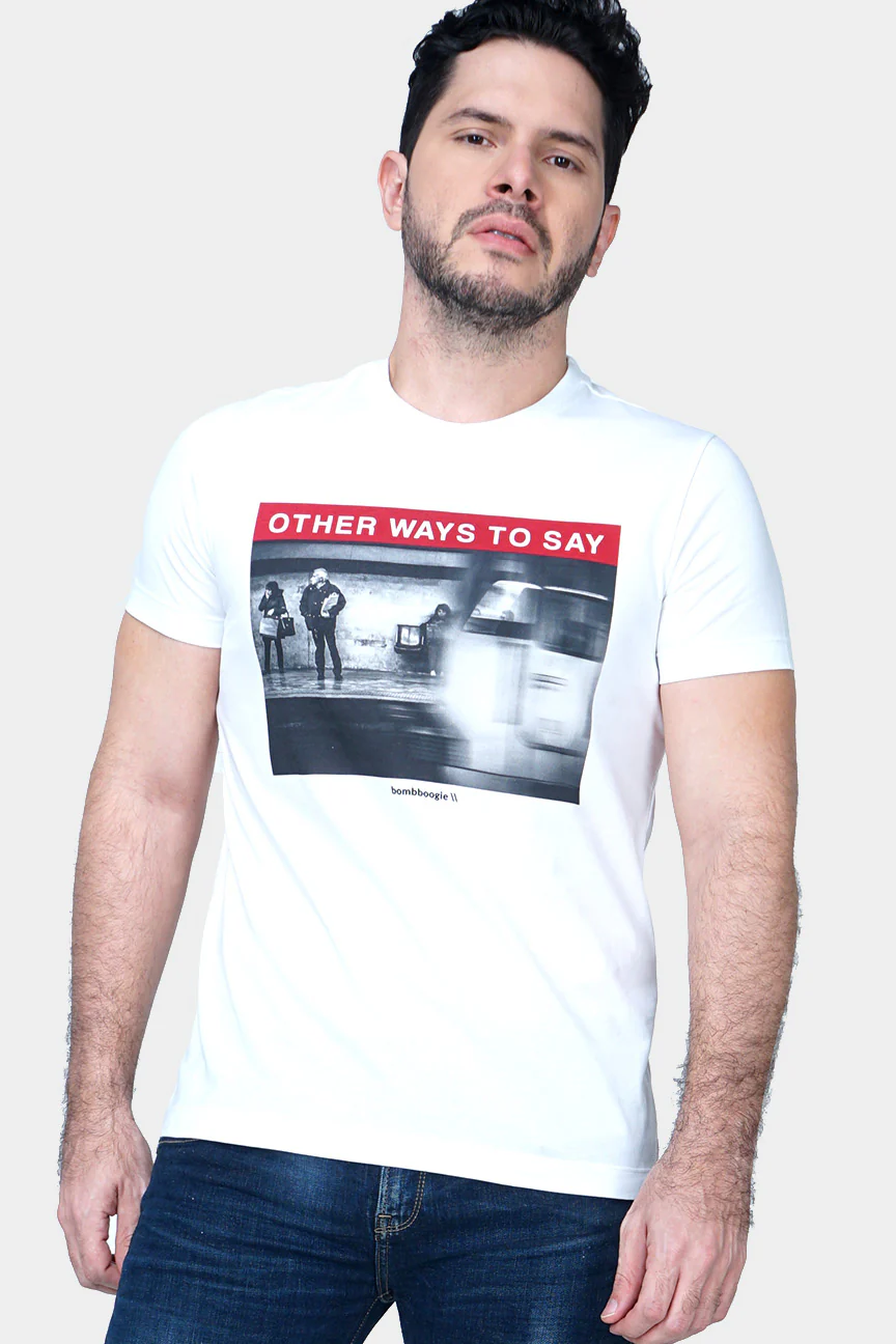 T-Shirt Lengan Pendek Trevision Offwhite