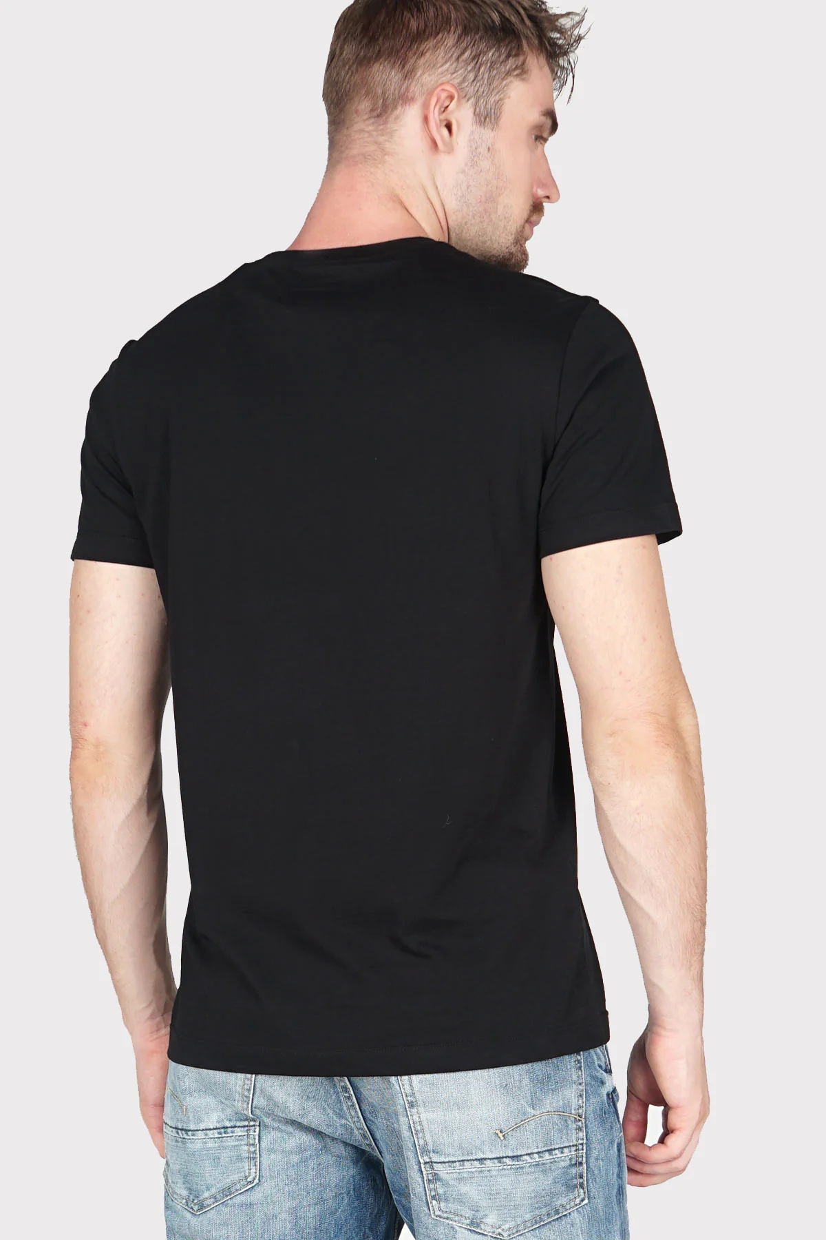 T-Shirt Lengan Pendek Unrest Black - Image 4