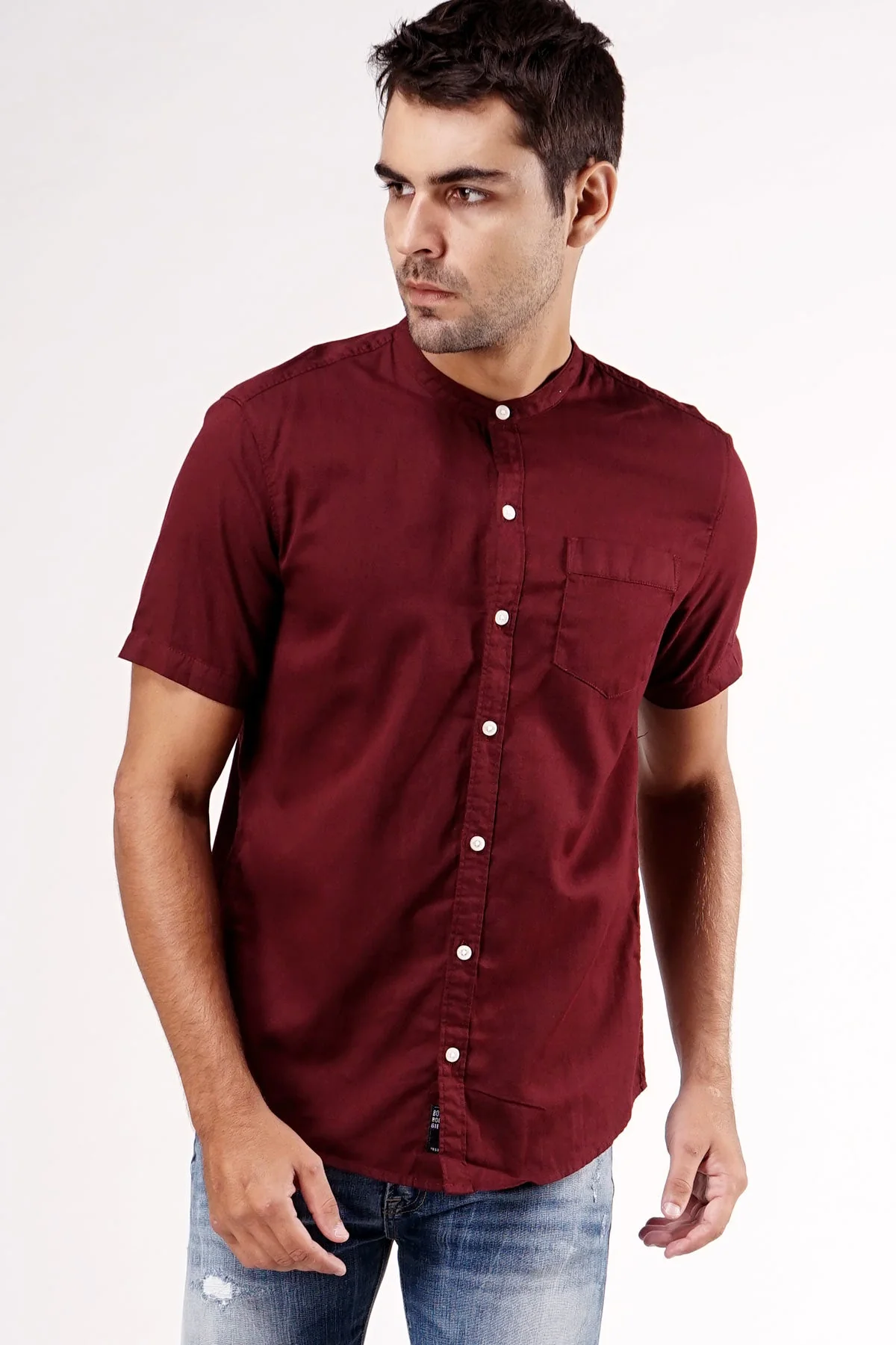 Kemeja Lengan Pendek Vagos Maroon Regular - Image 2