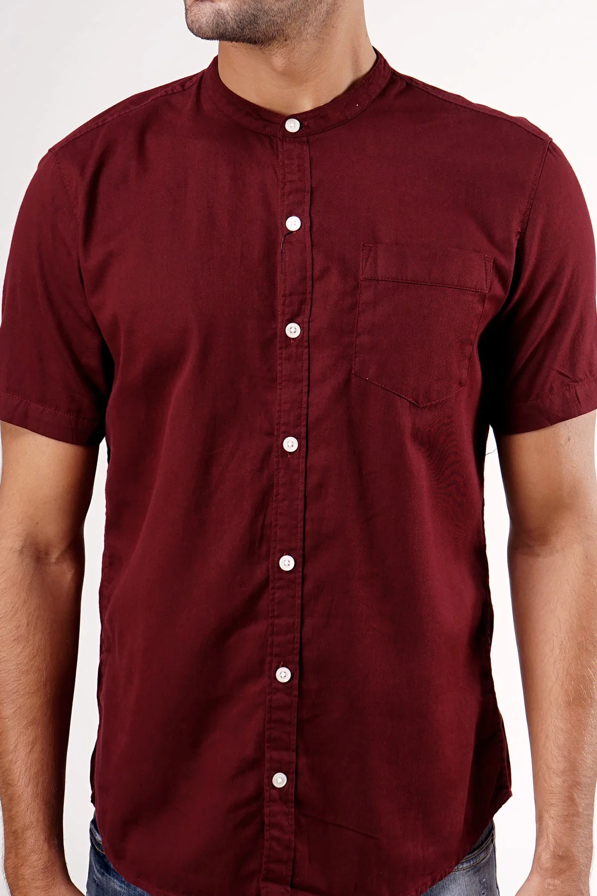 Kemeja Lengan Pendek Vagos Maroon Regular - Image 4