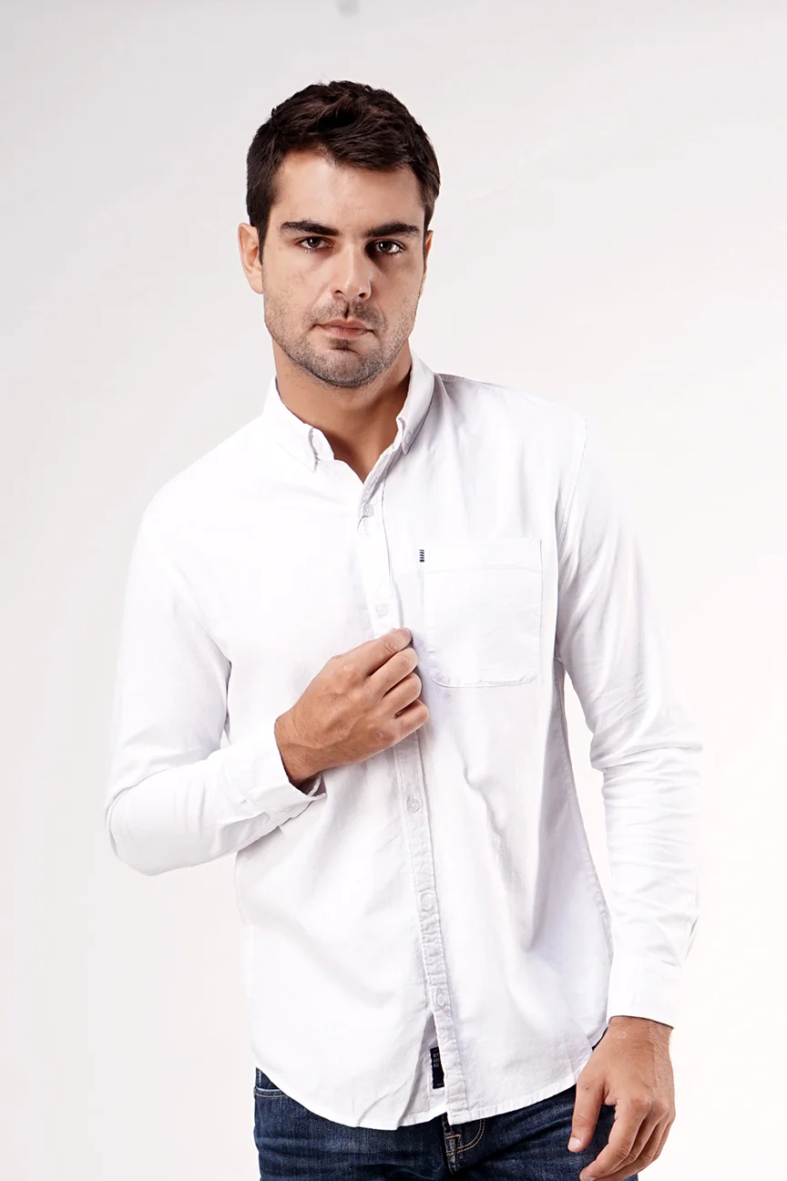 Kemeja Lengan Panjang Warrior White Regular